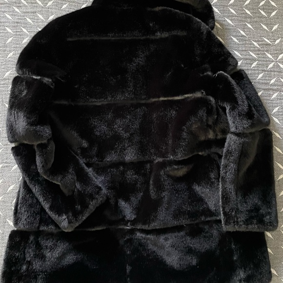 Karl Lagerfeld Black Faux Fur Coat - Picture 2 of 3